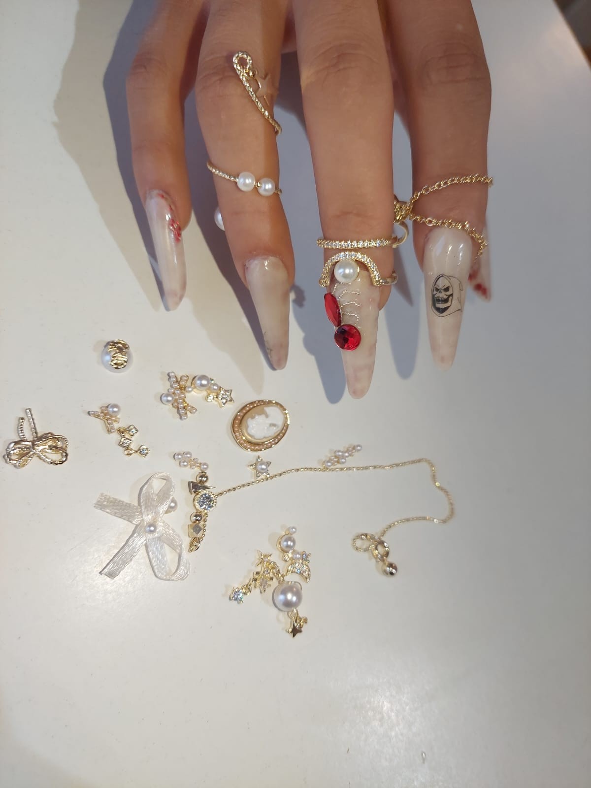 Set de anillos y dijes
