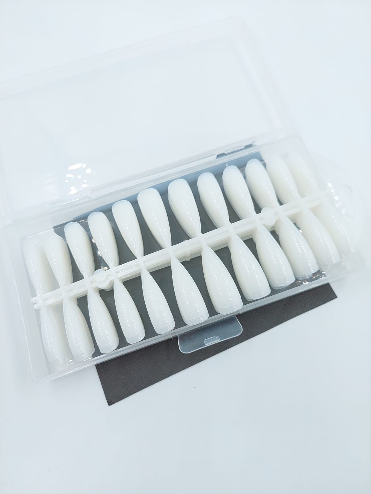 Tips soft gel x stilleto hueso (240 ud)