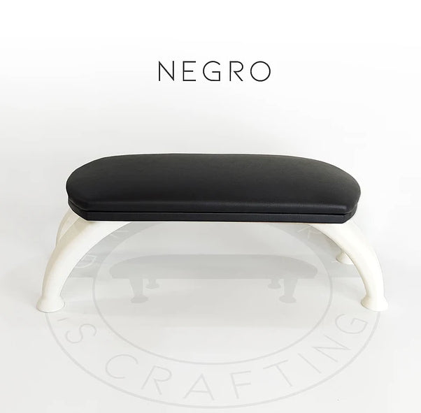 Apoya brazos Romano Negro Gregory Crafting