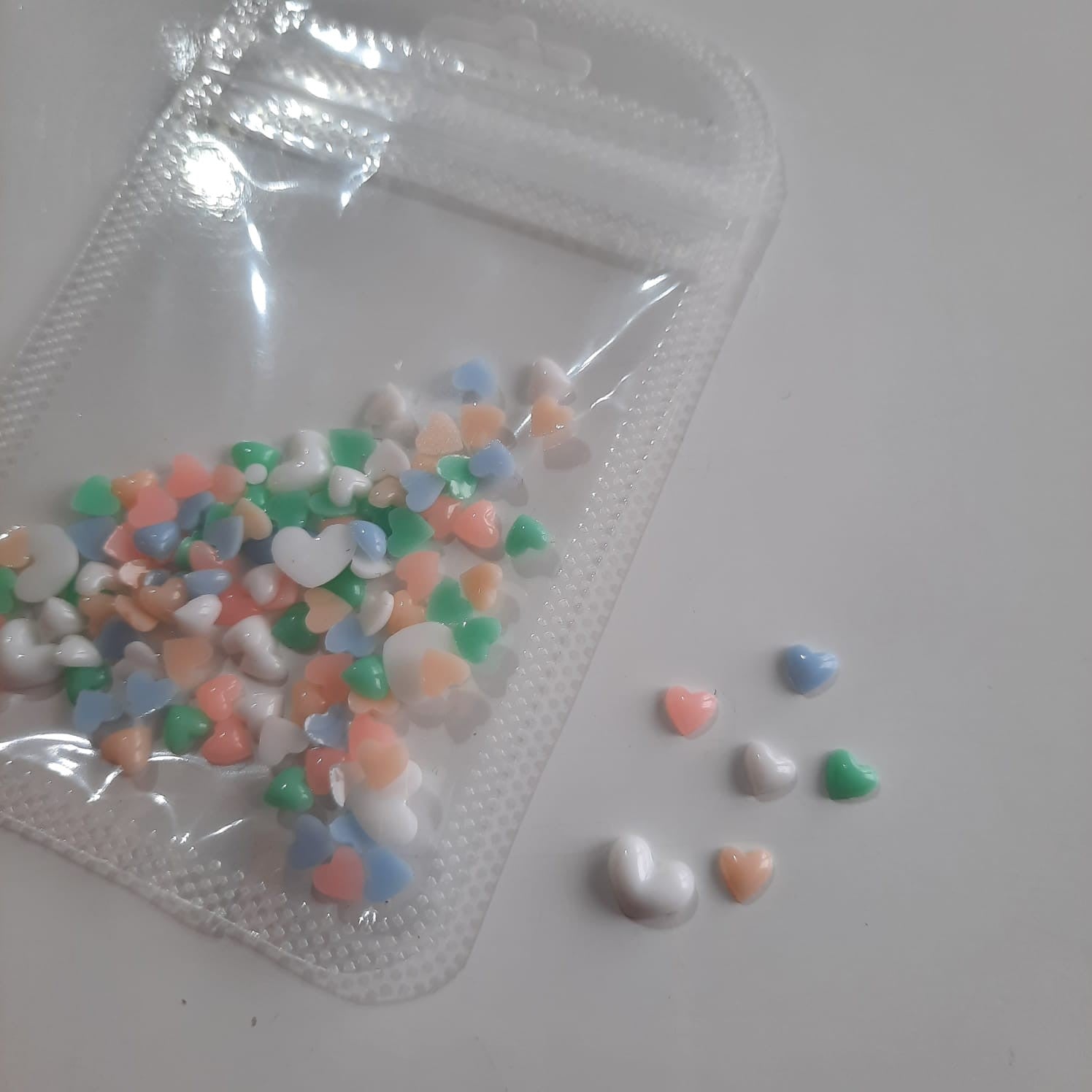 Figuras 3d corazones colores