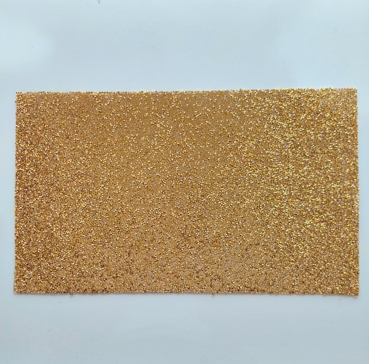 Individual cristales dorado