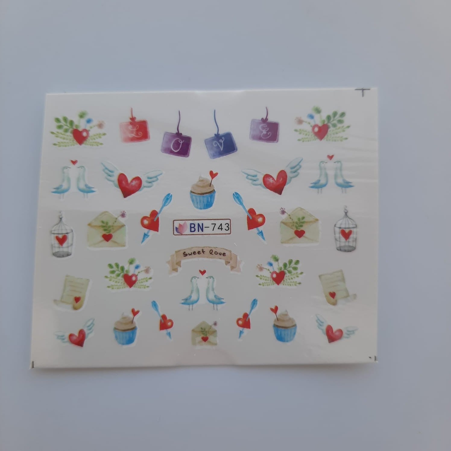 Tatuaje al agua  love 743