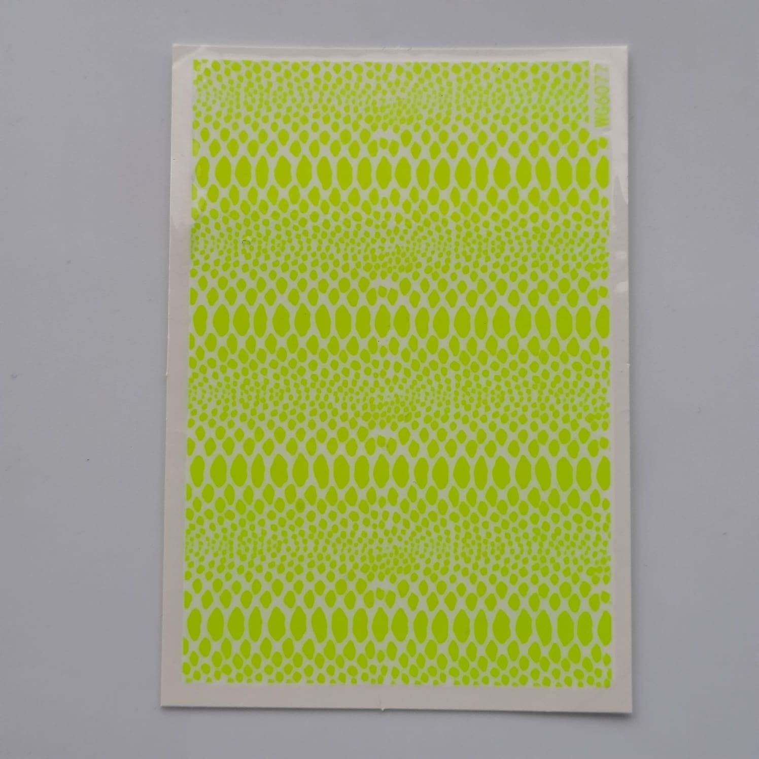 Tatuaje al agua neon diseño 8